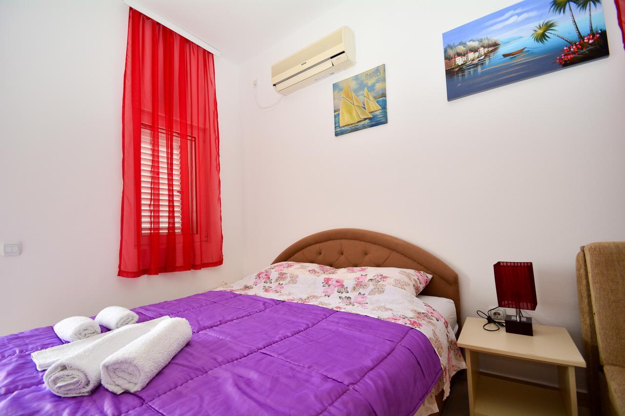 Kristina Jaz Apartment Budva