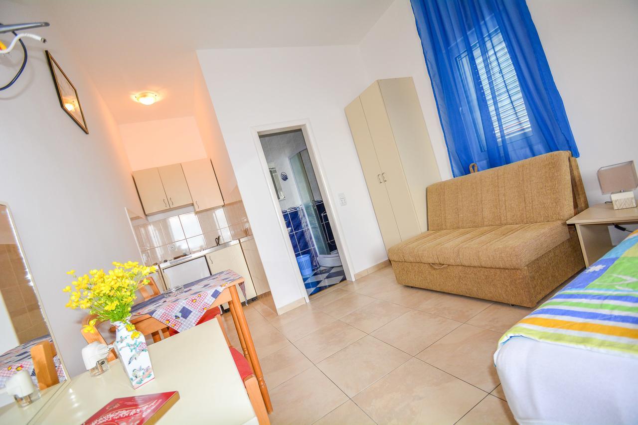 Kristina Jaz Apartment Budva